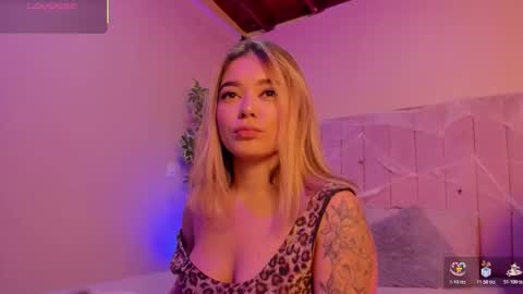 Amy online show from 10/23/25, 12:04