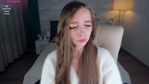 Amy online show from 09/17/25, 07:04