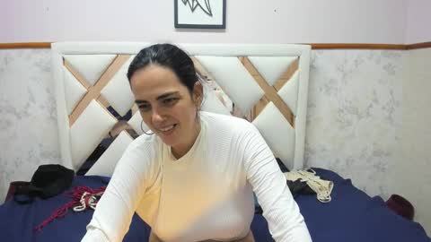 Snapshot of amy_walls7 chatting on 03/25/26, 11:49 amy_walls7 online show from 03/25/26, 11:49