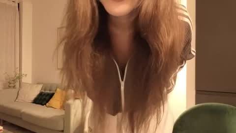 Snapshot of amyalwayshere chatting on 12/22/25, 05:26 girl next door named Amy online show from 12/22/25, 05:26