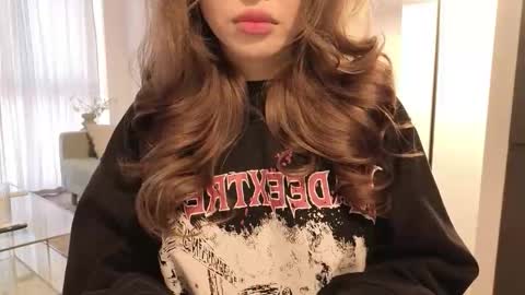 Snapshot of amyalwayshere chatting on 01/11/26, 03:17 girl next door named Amy online show from 01/11/26, 03:17