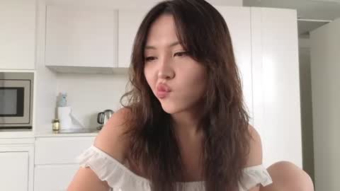 Snapshot of amyalwayshere chatting on 06/25/26, 10:31 girl next door named Amy online show from 06/25/26, 10:31