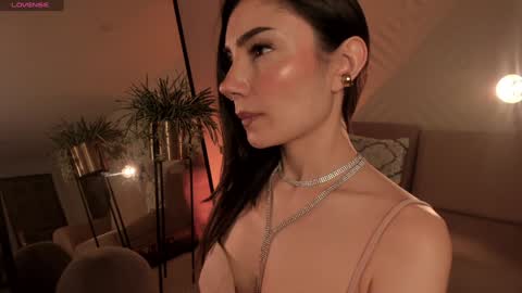Amy Armstrong online show from 12/16/24, 11:07