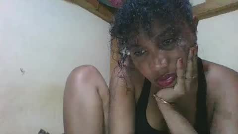 Snapshot of amyatche chatting on 05/22/26, 05:18 Amyatche online show from 05/22/26, 05:18
