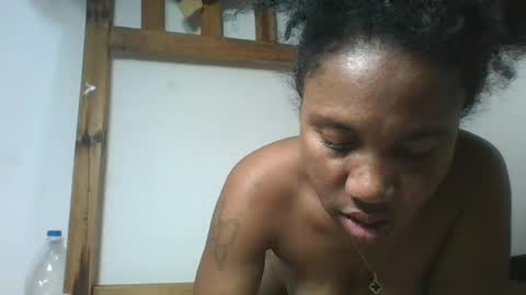 Amyatche online show from 07/10/26, 10:29