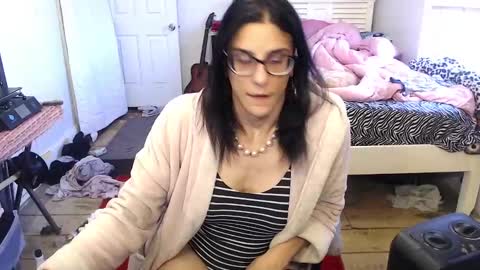 Trashely Gimpson online show from 01/09/25, 04:39