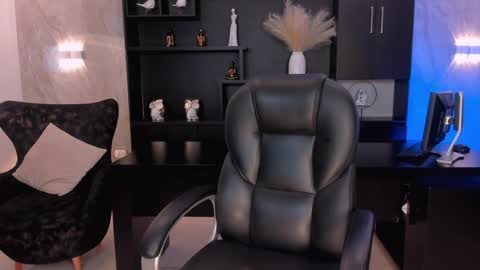 Amy  online show from 01/11/25, 02:09