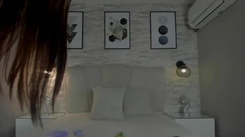 Snapshot of amydexter chatting on 05/19/26, 11:05 amydexter online show from 05/19/26, 11:05