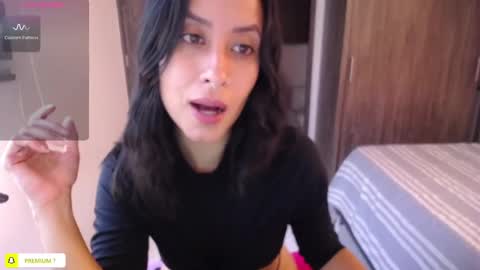 Jenn  online show from 09/22/25, 05:37