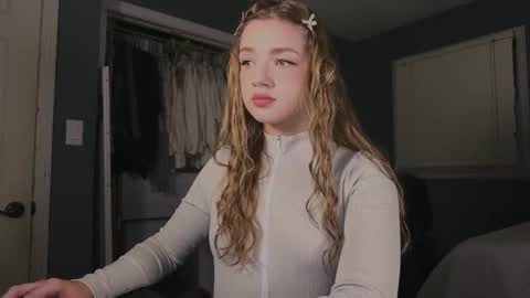 Amy online show from 09/23/25, 05:10