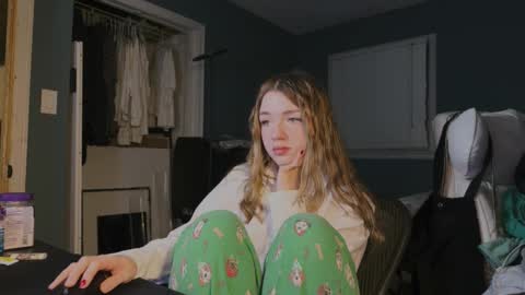 Amy online show from 11/03/25, 04:14