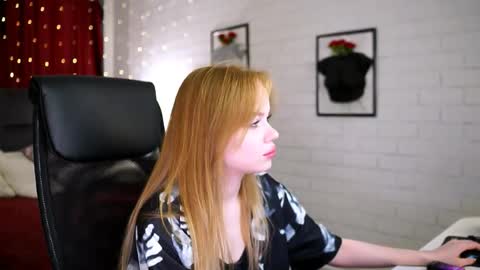 Snapshot of amynox chatting on 06/09/26, 04:57 Amy online show from 06/09/26, 04:57