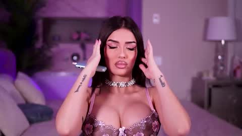 Snapshot of amyra_moon chatting on 12/04/25, 09:18 Amyra online show from 12/04/25, 09:18