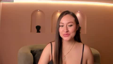 AMY R  online show from 05/14/26, 04:19