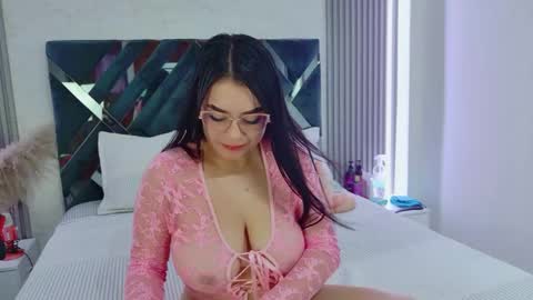amytorres_ online show from 05/21/26, 03:41
