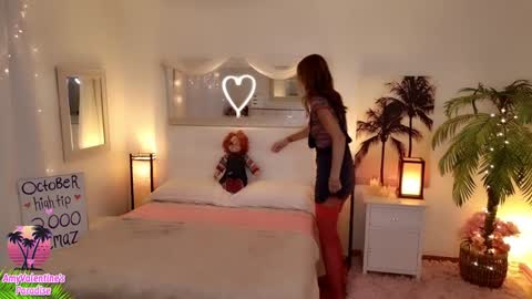 Snapshot of amyvalentine chatting on 10/22/25, 05:52 AmyValentine online show from 10/22/25, 05:52