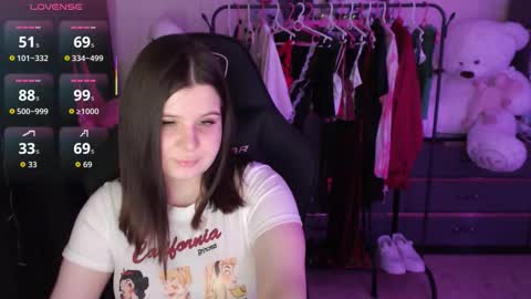 Snapshot of amyvibes chatting on 03/27/26, 08:19 amyvibes online show from 03/27/26, 08:19