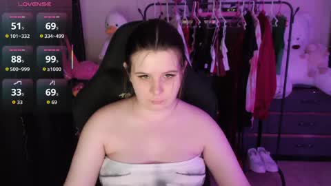 Snapshot of amyvibes chatting on 03/29/26, 06:08 amyvibes online show from 03/29/26, 06:08