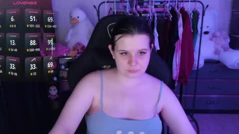 Snapshot of amyvibes chatting on 03/31/26, 06:41 amyvibes online show from 03/31/26, 06:41