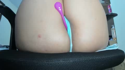 amy online show from 09/25/25, 09:51