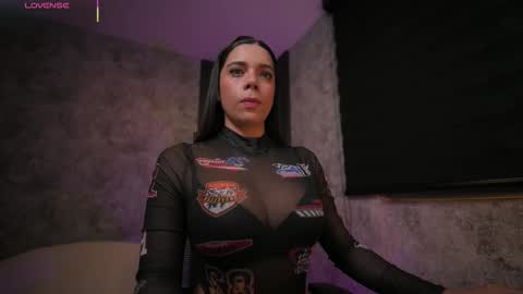 Snapshot of amywalker_ chatting on 11/14/25, 09:41 AMY WALKER online show from 11/14/25, 09:41