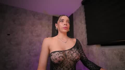AMY WALKER online show from 07/28/26, 10:10
