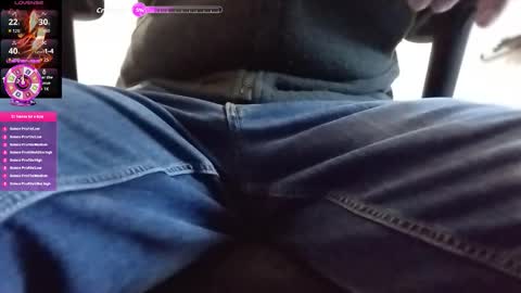 Snapshot of an4y8ot chatting on 02/05/26, 09:25 A online show from 02/05/26, 09:25