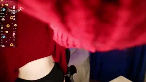 Snapshot of an6elica chatting on 10/05/25, 02:54 Angie online show from 10/05/25, 02:54