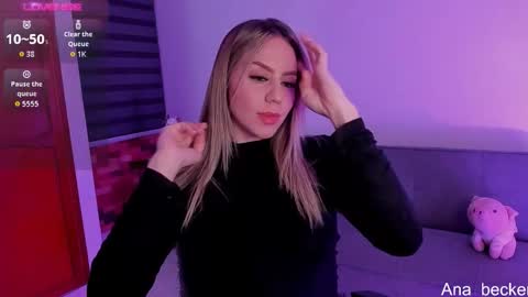 Ana online show from 10/24/25, 06:32