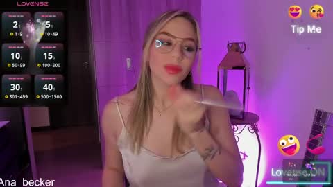 Snapshot of ana_becker1 chatting on 04/12/26, 03:11 Ana online show from 04/12/26, 03:11