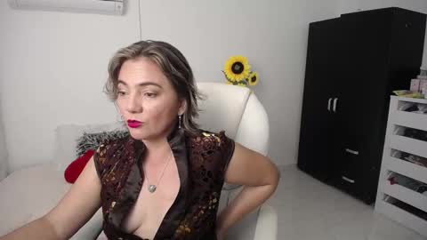  Ana  online show from 01/03/25, 10:08