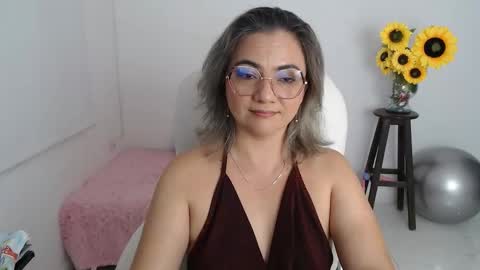  Ana  online show from 11/30/25, 10:14