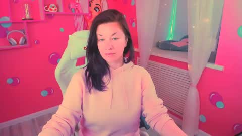 Ana online show from 05/25/26, 01:06