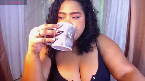 Snapshot of ana_off_alana chatting on 10/14/25, 11:16 Ana online show from 10/14/25, 11:16