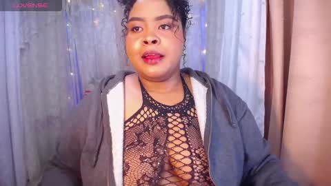 Snapshot of ana_off_alana chatting on 10/15/25, 11:16 Ana online show from 10/15/25, 11:16