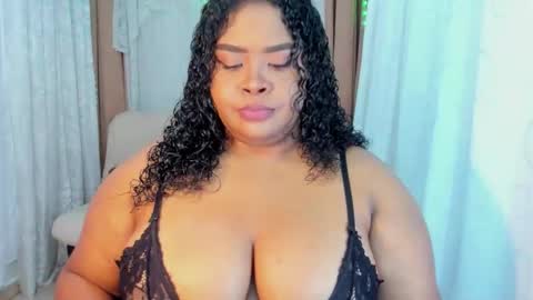 Snapshot of ana_off_alana chatting on 12/04/25, 11:13 Ana online show from 12/04/25, 11:13