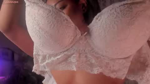 Snapshot of ana_peachy_ chatting on 10/27/25, 04:33 My name is Ana. Im 22 years old not 50. Really MY BIO IS MY ONLYFANSLike and subscribe3 online show from 10/27/25, 04:33