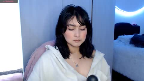 Snapshot of ana_ricciardi chatting on 10/16/25, 01:34 Ana Ricciardi online show from 10/16/25, 01:34