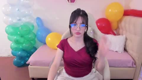 Im anna but you can call me as you want online show from 07/12/26, 10:45