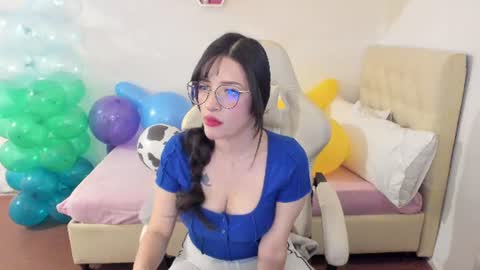 Im anna but you can call me as you want online show from 07/16/26, 09:43