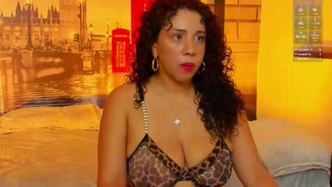 Snapshot of ana_sweet8 chatting on 11/26/25, 10:16 Ana My schedule 0400 - 1600 GMT -5 online show from 11/26/25, 10:16