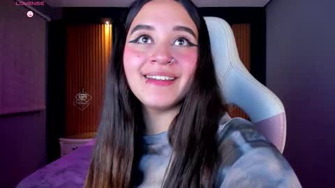 Snapshot of ana_taylor2 chatting on 09/19/25, 11:38 Ana online show from 09/19/25, 11:38