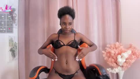 Ana Castillo online show from 12/18/25, 11:05