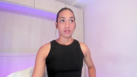 anaacollins_ online show from 07/26/26, 12:45