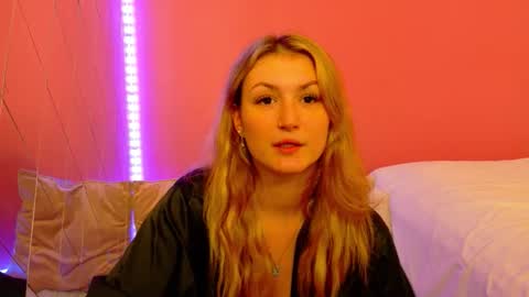 Snapshot of anaayss chatting on 12/01/25, 05:45 anaayss online show from 12/01/25, 05:45