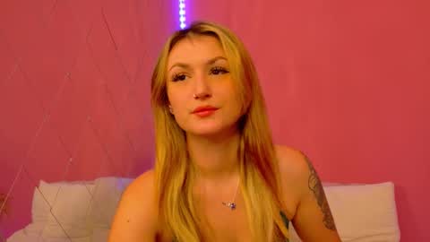 Snapshot of anaayss chatting on 12/22/25, 05:59 anaayss online show from 12/22/25, 05:59