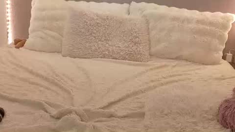 anaayss online show from 07/28/26, 05:12