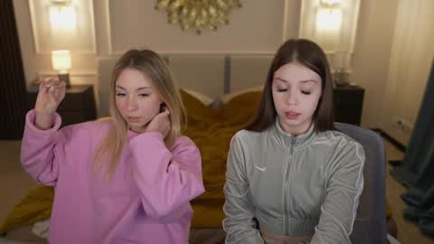 Sweet girls online show from 02/04/25, 05:45