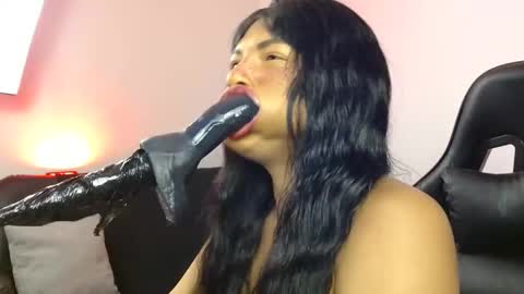 anabel alice gandara  online show from 12/04/24, 07:28