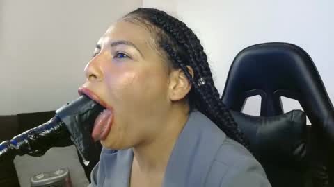 anabel alice gandara  online show from 01/17/25, 11:17